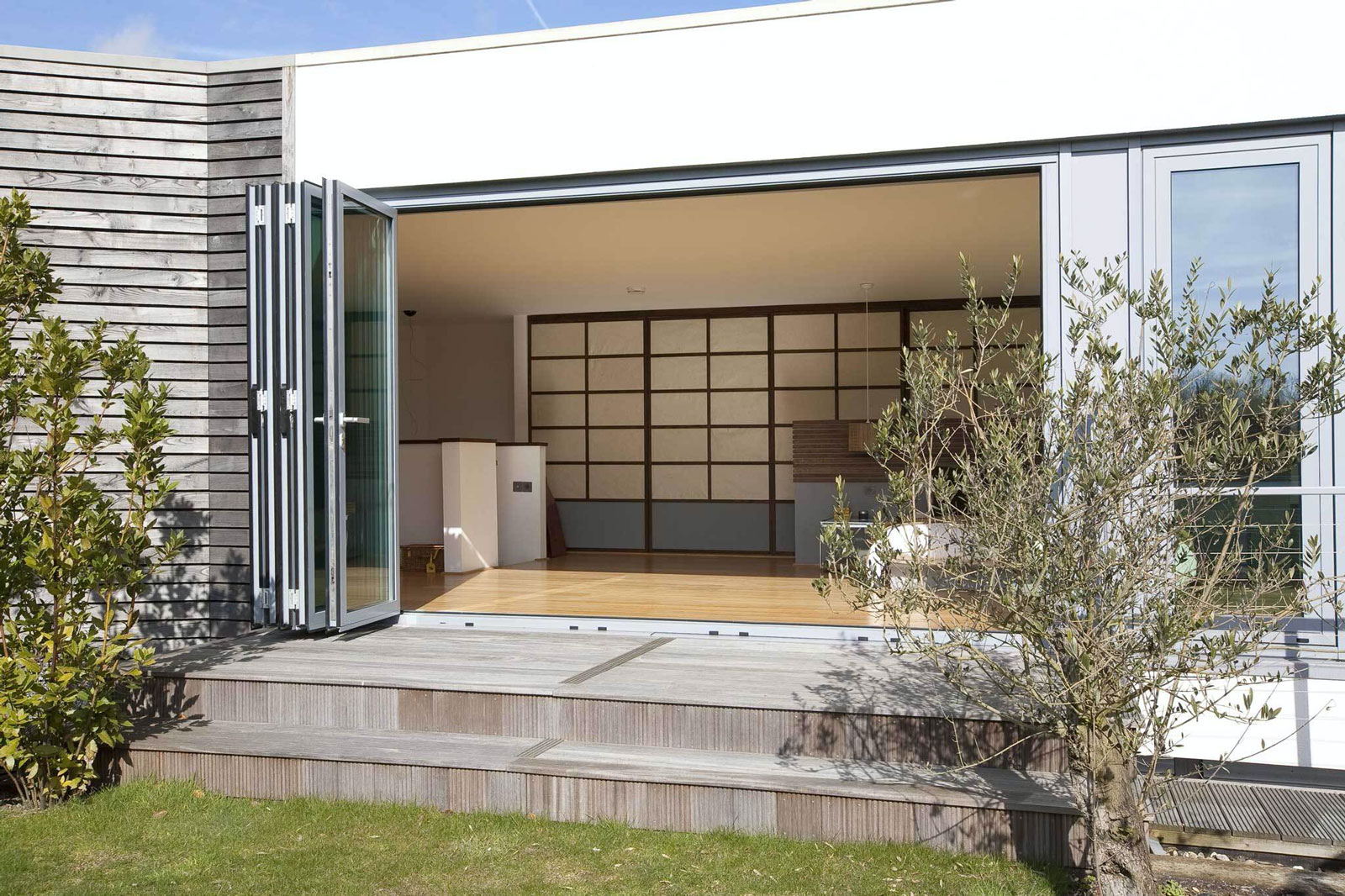 uPVC vs Aluminium Bifold Doors